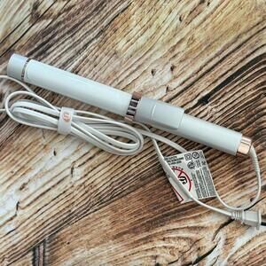 T3 Curl ID 1.25" Smart Curling Iron w Touch Interface White/Rose Gold - Like New